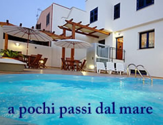 Aprile, Maggio e Ottobre - Villaggio sicilia
